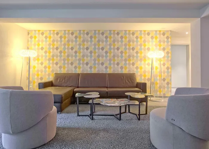 Jungfraucenter Baellenhoechst - Griwa Rent Ag